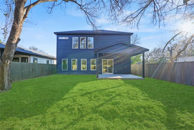 2825 Dorris Street, Dallas, TX 75215