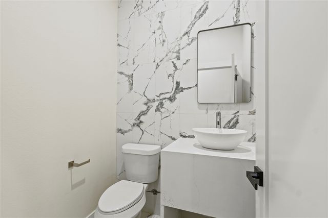 2825 Dorris Street, Dallas, TX 75215