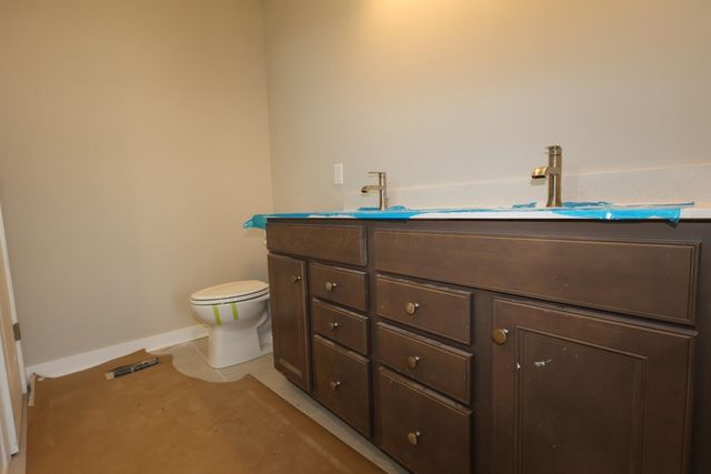 284 Olympic Loop, Commercial Point, OH 43116