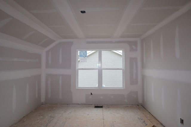 284 Olympic Loop, Commercial Point, OH 43116