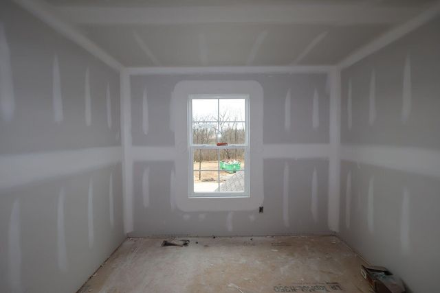 284 Olympic Loop, Commercial Point, OH 43116