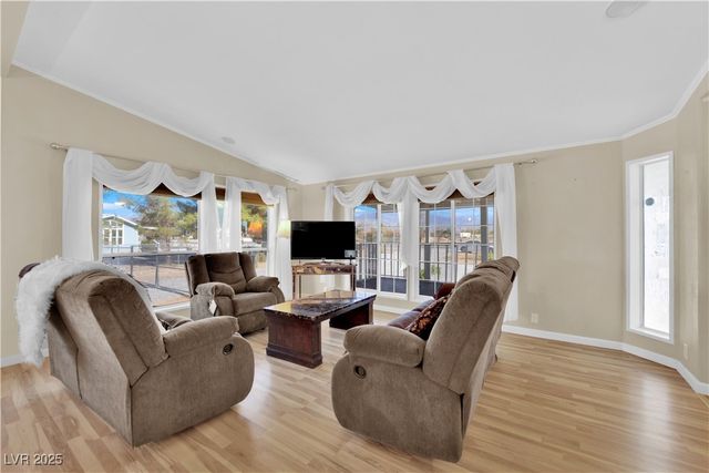 5550 Vicki Ann Road, Pahrump, NV 89048