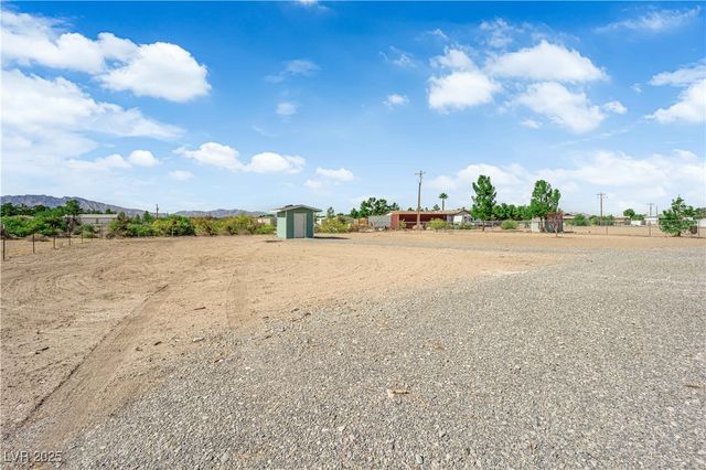 5550 Vicki Ann Road, Pahrump, NV 89048