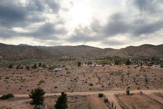 2995 Ox Yoke, Pioneertown, CA 92268