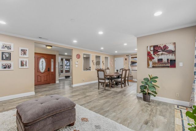 17188 Von Sosten Rd, Tracy, CA 95304