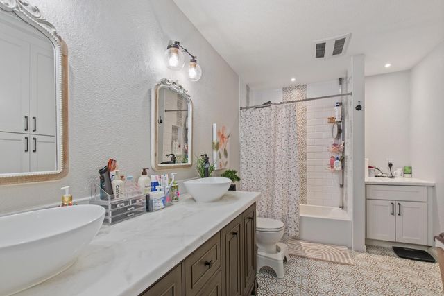 17188 Von Sosten Rd, Tracy, CA 95304