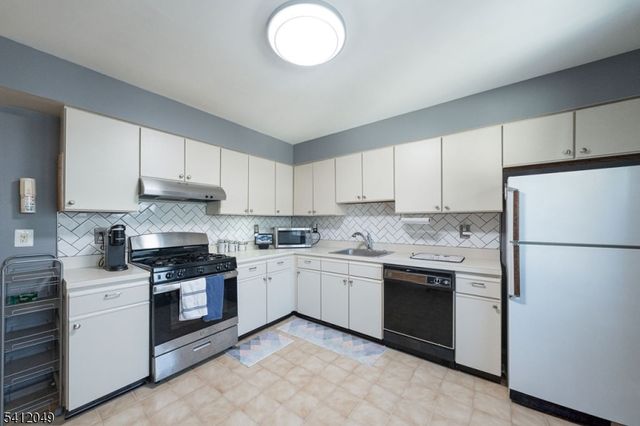 19 Washington Ave H, North Plainfield Boro, NJ 07060