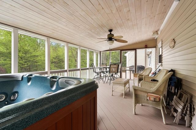 213 Mason Rd, Townsend, MA 01474