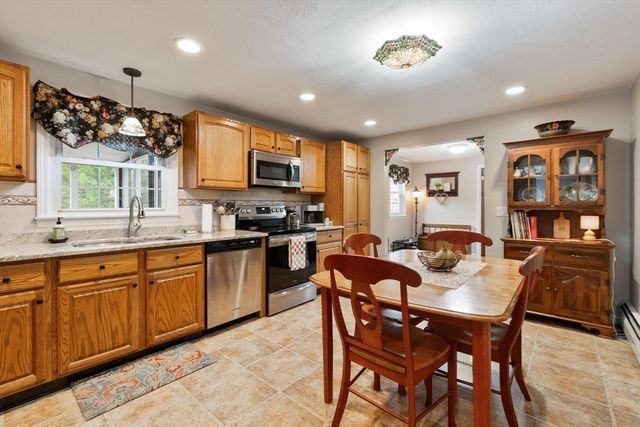 213 Mason Rd, Townsend, MA 01474