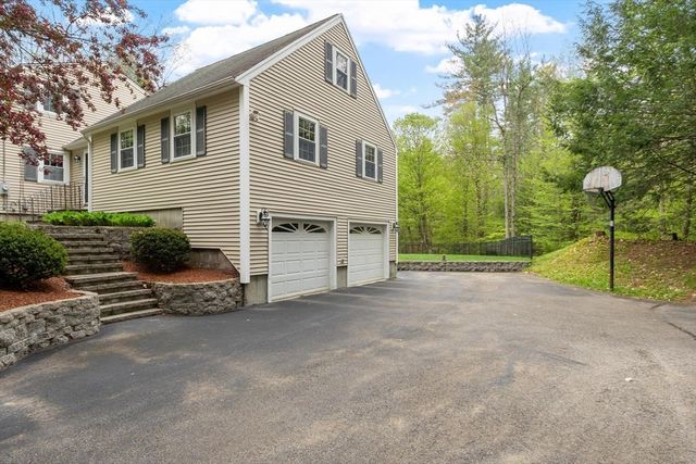 213 Mason Rd, Townsend, MA 01474