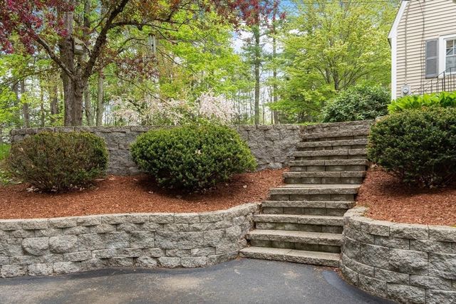 213 Mason Rd, Townsend, MA 01474