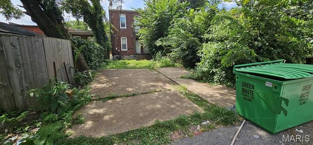 3328 Minnesota Avenue, St Louis, MO 63118