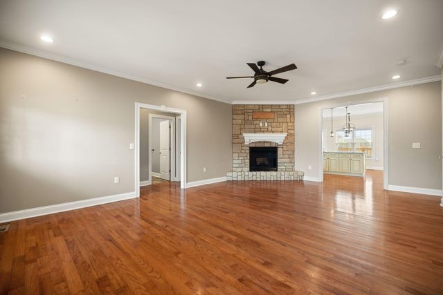 130 Cloyd Drive, London, KY 40741