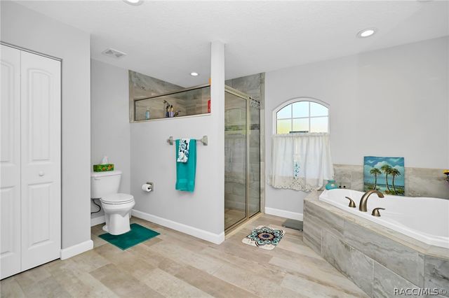 1962 W Mesa Verde Drive, Beverly Hills, FL 34465