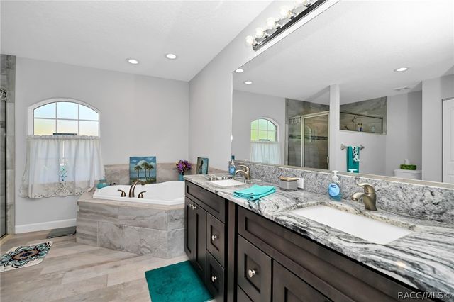 1962 W Mesa Verde Drive, Beverly Hills, FL 34465