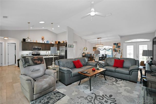 1962 W Mesa Verde Drive, Beverly Hills, FL 34465