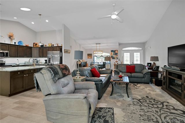 1962 W Mesa Verde Drive, Beverly Hills, FL 34465