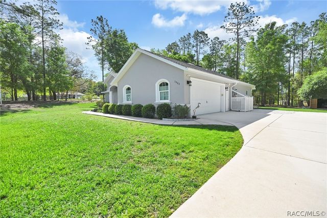 1962 W Mesa Verde Drive, Beverly Hills, FL 34465