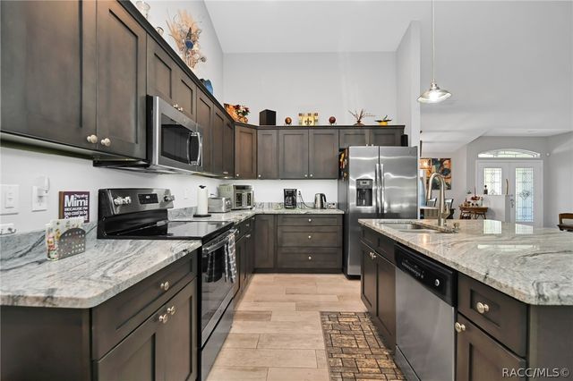 1962 W Mesa Verde Drive, Beverly Hills, FL 34465