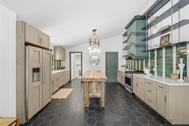 10500 Grubbs Road, Mccandless, PA 15090