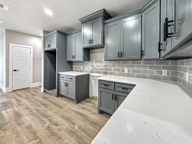 2130 Kathleen Avenue, Dallas, TX 75216