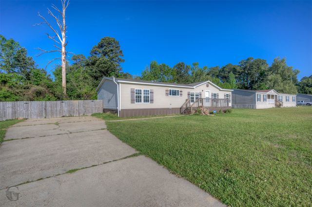 303 Canvas Back Drive, Princeton, LA 71067