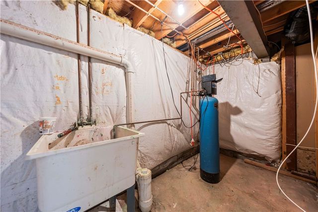 60 Jade Drive, Greece, NY 14626