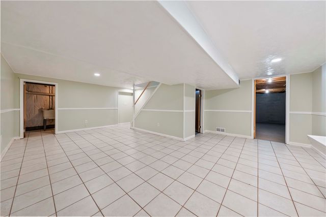 60 Jade Drive, Greece, NY 14626