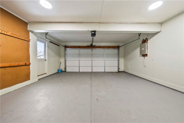 60 Jade Drive, Greece, NY 14626