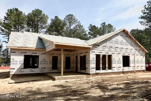 120 Edgewater Drive, West End, NC 27376