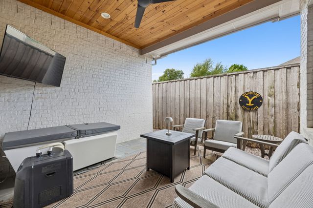 5432 Martel Avenue, Dallas, TX 75206