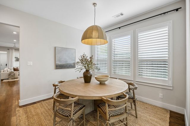 5432 Martel Avenue, Dallas, TX 75206