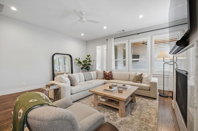 5432 Martel Avenue, Dallas, TX 75206