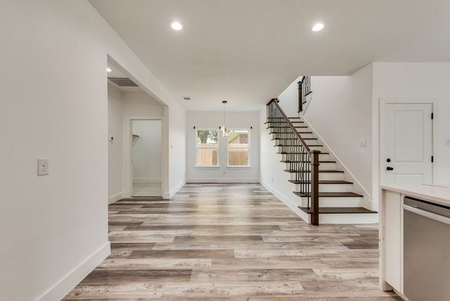 808 S Frances Street, Terrell, TX 75160