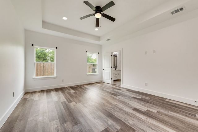 808 S Frances Street, Terrell, TX 75160