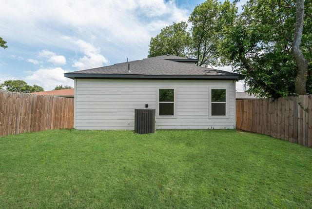 808 S Frances Street, Terrell, TX 75160