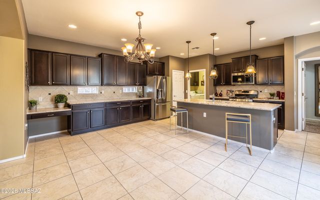 14035 E Stanhope Boulevard, Vail, AZ 85641