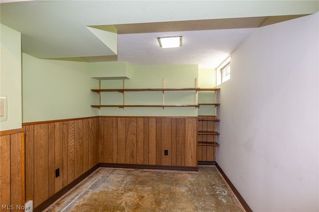 5249 W 150th Street, Brook Park, OH 44142