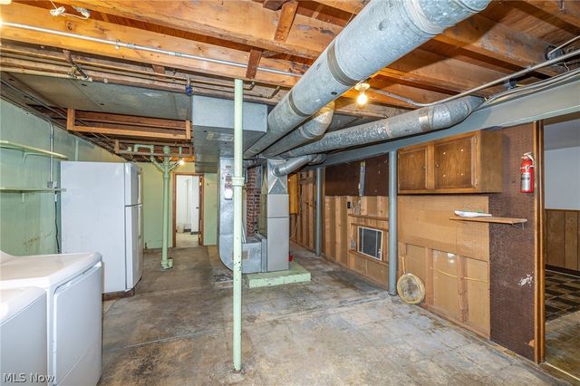 5249 W 150th Street, Brook Park, OH 44142