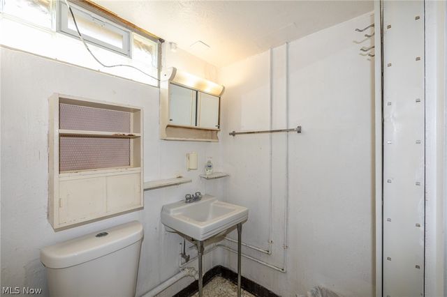 5249 W 150th Street, Brook Park, OH 44142