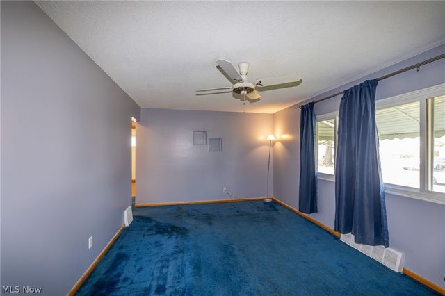 5249 W 150th Street, Brook Park, OH 44142