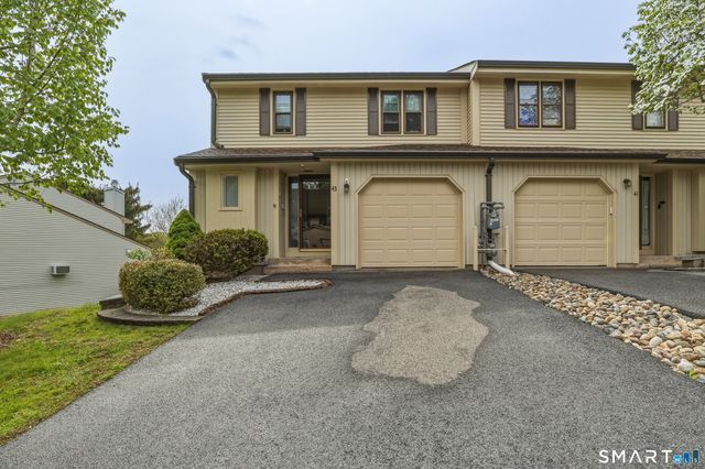 43 Tinsmith Crossing 43, Wethersfield, CT 06109