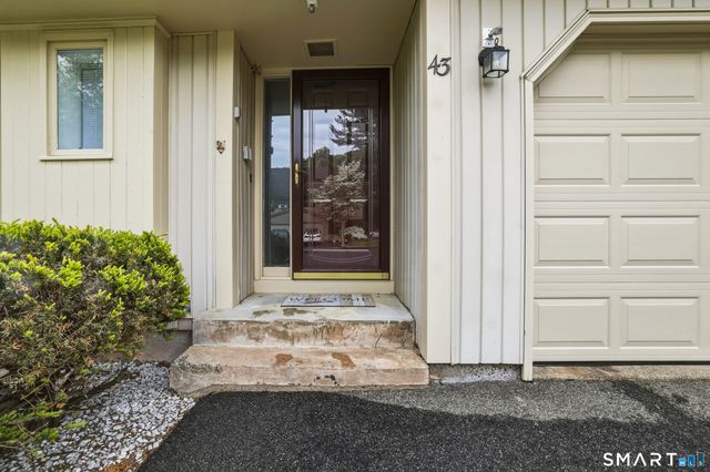 43 Tinsmith Crossing 43, Wethersfield, CT 06109