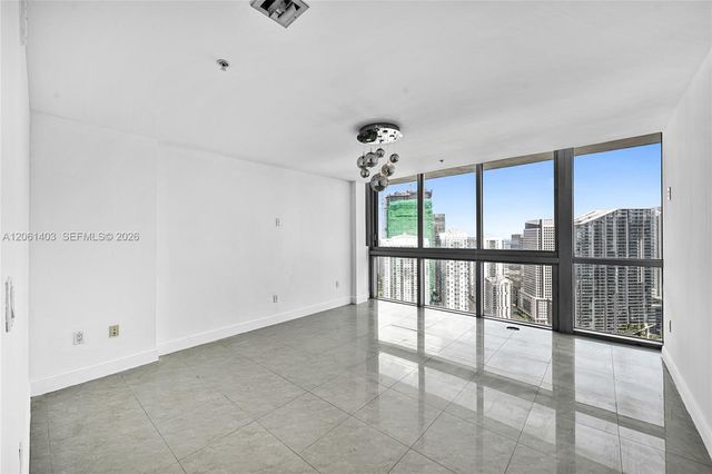90 SW 3rd St PH-17, Miami, FL 33130