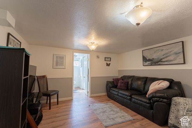 121 W 350 N, Clearfield, UT 84015