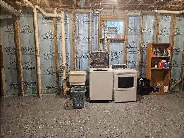 7715 Lamor Road, Jefferson Twp, PA 16137