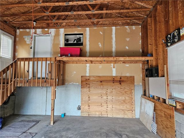 7715 Lamor Road, Jefferson Twp, PA 16137