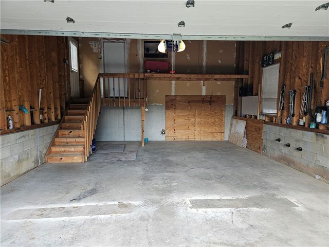 7715 Lamor Road, Jefferson Twp, PA 16137