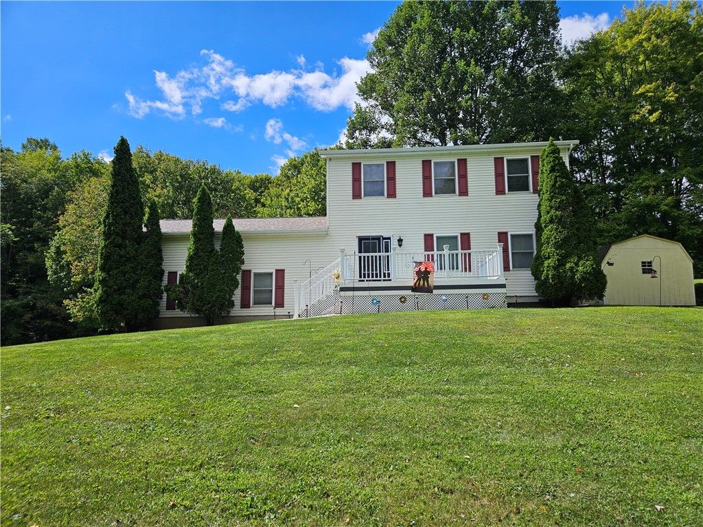 7715 Lamor Road, Jefferson Twp, PA 16137