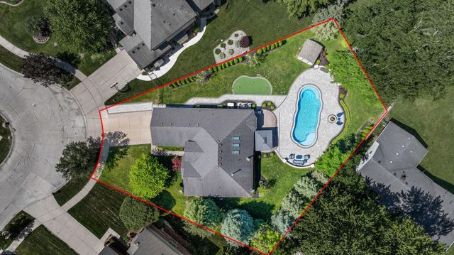 8303 Frederick Drive, Washington, MI 48094